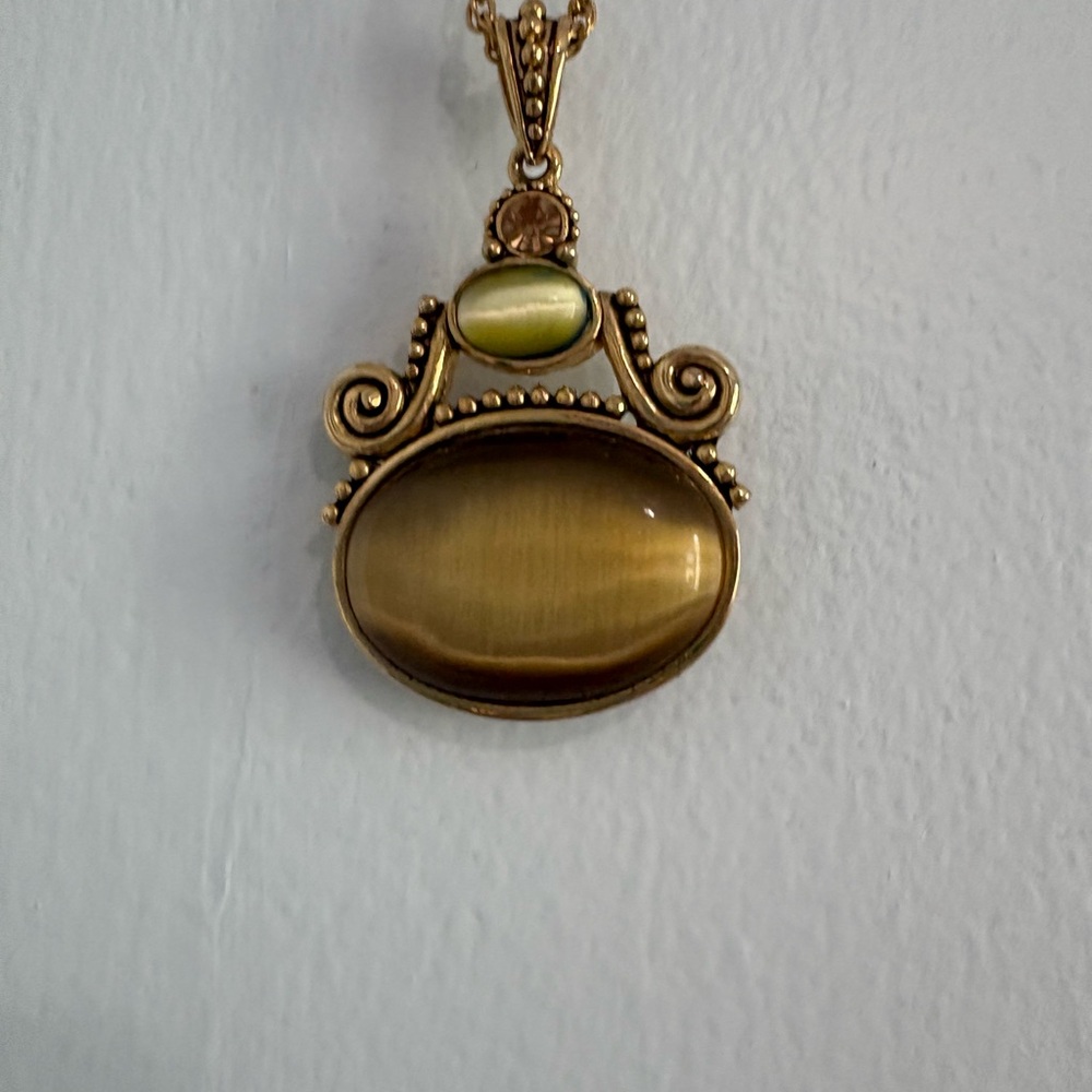 Studio Decor Gold Vintage Necklace with Ornate Pendant